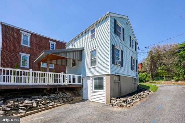 1310 CLARK ST, Lancaster, PA 17602