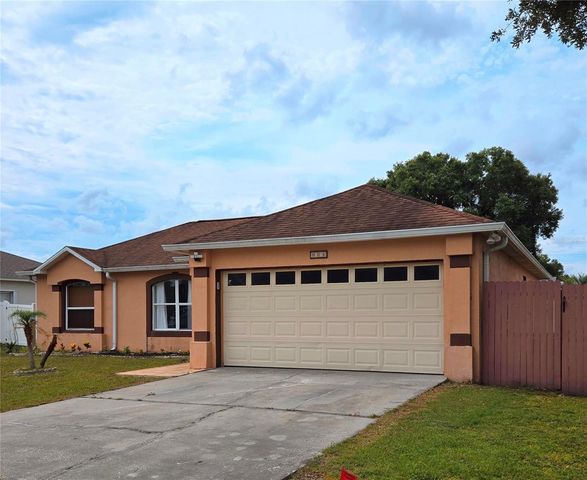 804 CARROUSEL LANE, Kissimmee, FL 34759
