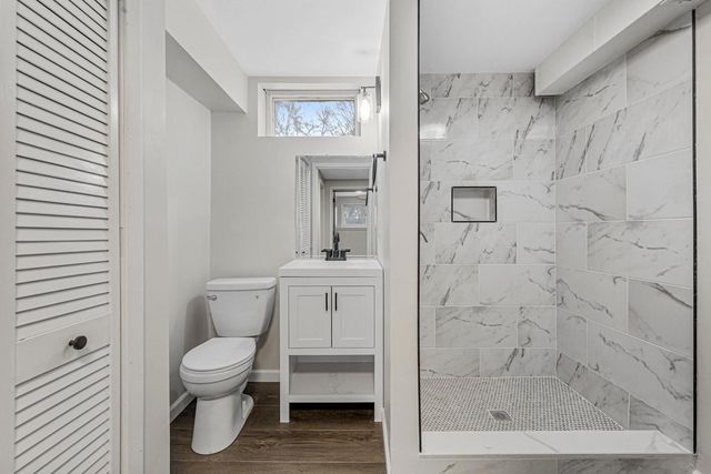 3633 Robinwood Terrace, Minnetonka, MN 55305
