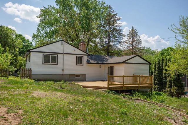 3633 Robinwood Terrace, Minnetonka, MN 55305
