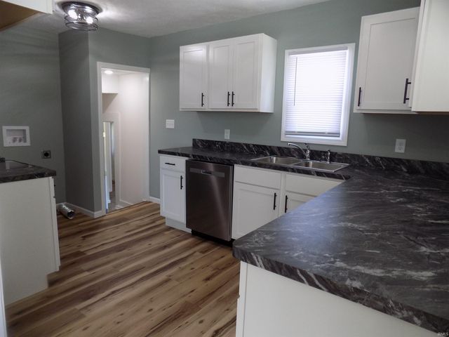 57932 Roys Avenue, Elkhart, IN 46517