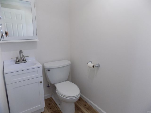57932 Roys Avenue, Elkhart, IN 46517