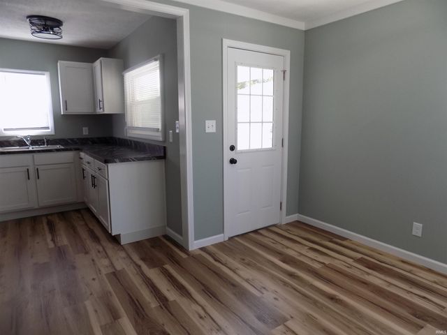 57932 Roys Avenue, Elkhart, IN 46517