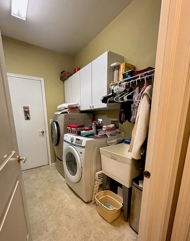 12856 Tahoe Drive, Huntley, IL 60142