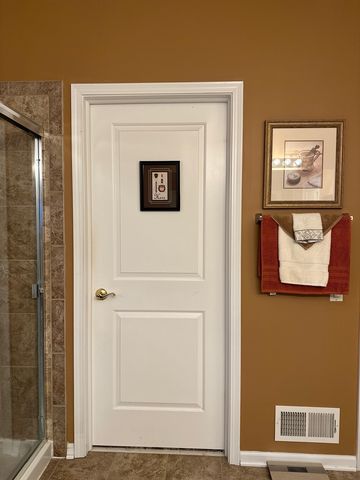 12856 Tahoe Drive, Huntley, IL 60142