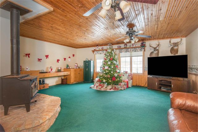 680 Brandt COURT, Pewaukee, WI 53072