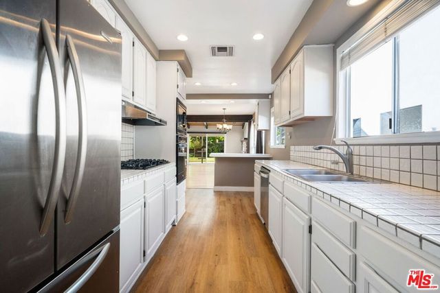 13453 Debby Street, Van Nuys, CA 91401