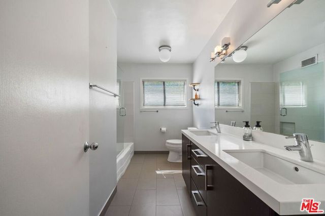 13453 Debby Street, Van Nuys, CA 91401