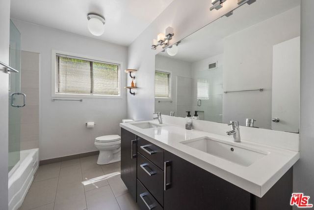 13453 Debby Street, Van Nuys, CA 91401