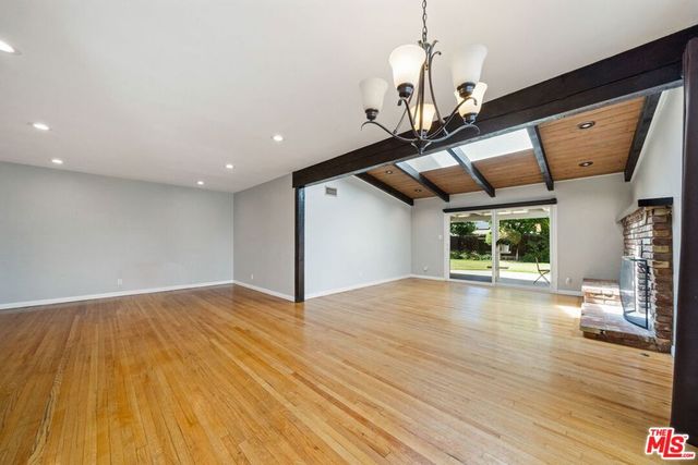 13453 Debby Street, Van Nuys, CA 91401