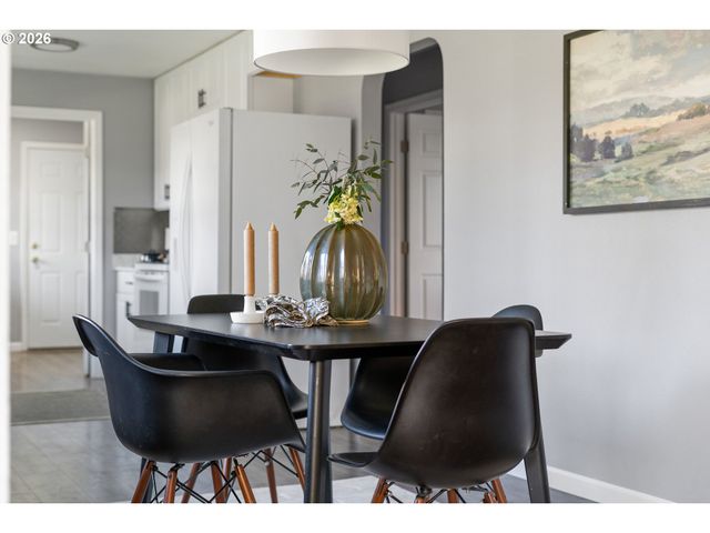 1820 Nw THATCHER Rd, Forest Grove, OR 97116