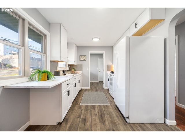 1820 Nw THATCHER Rd, Forest Grove, OR 97116