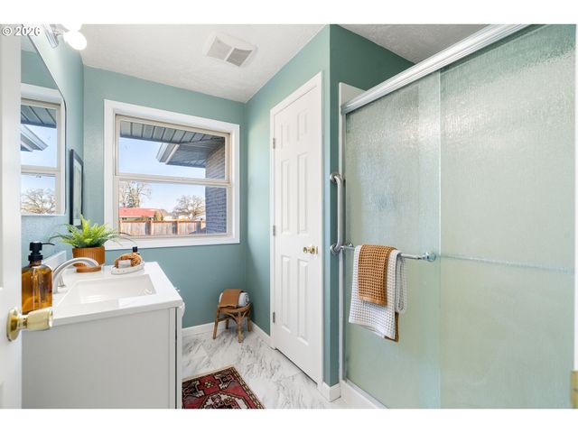 1820 Nw THATCHER Rd, Forest Grove, OR 97116