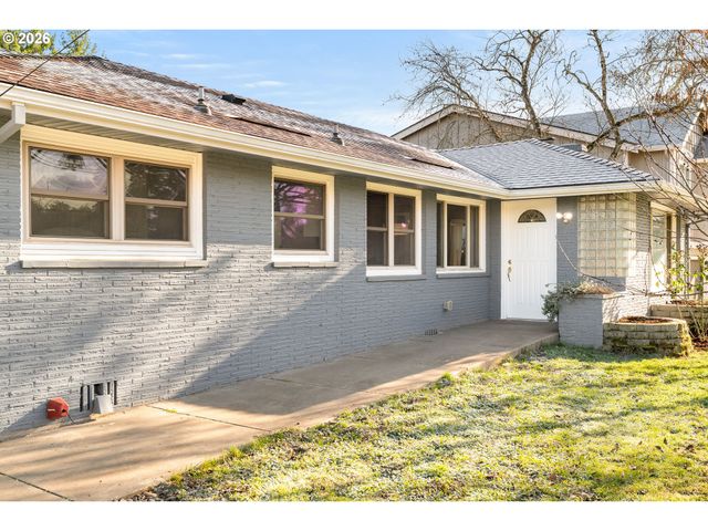 1820 Nw THATCHER Rd, Forest Grove, OR 97116