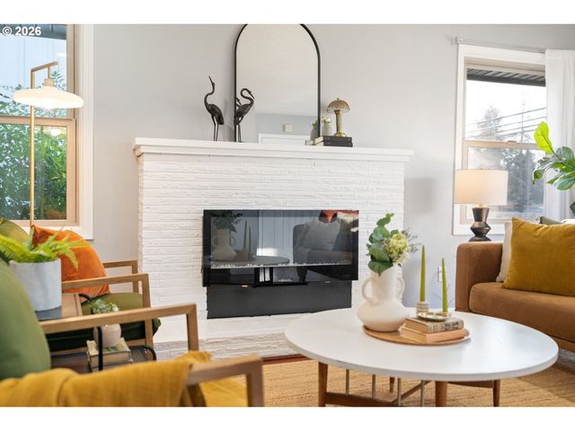 1820 Nw THATCHER Rd, Forest Grove, OR 97116