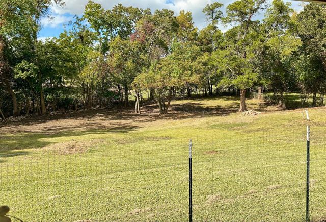 3008 N Pruett Street, Baytown, TX 77521