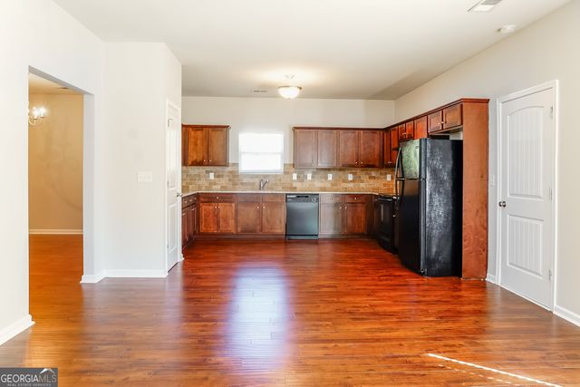 147 Daisy Circle, Mcdonough, GA 30252