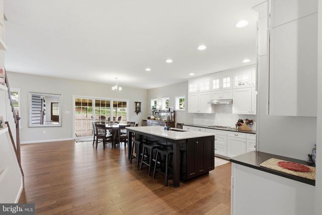33 ALDERWOOD WAY, Lancaster, PA 17601