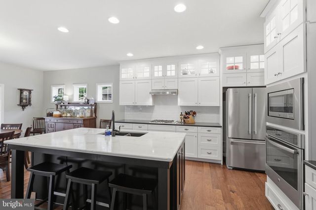 33 ALDERWOOD WAY, Lancaster, PA 17601