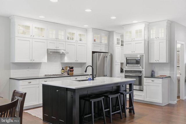 33 ALDERWOOD WAY, Lancaster, PA 17601
