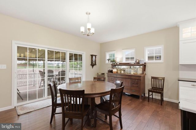 33 ALDERWOOD WAY, Lancaster, PA 17601