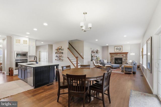 33 ALDERWOOD WAY, Lancaster, PA 17601