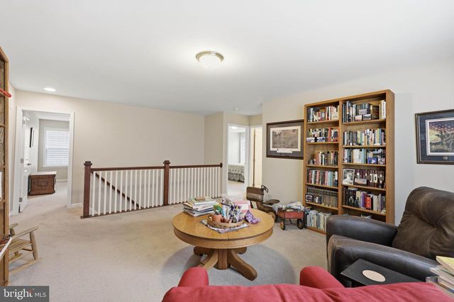 33 ALDERWOOD WAY, Lancaster, PA 17601