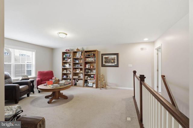 33 ALDERWOOD WAY, Lancaster, PA 17601