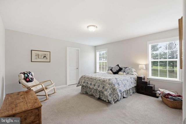 33 ALDERWOOD WAY, Lancaster, PA 17601