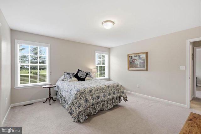 33 ALDERWOOD WAY, Lancaster, PA 17601