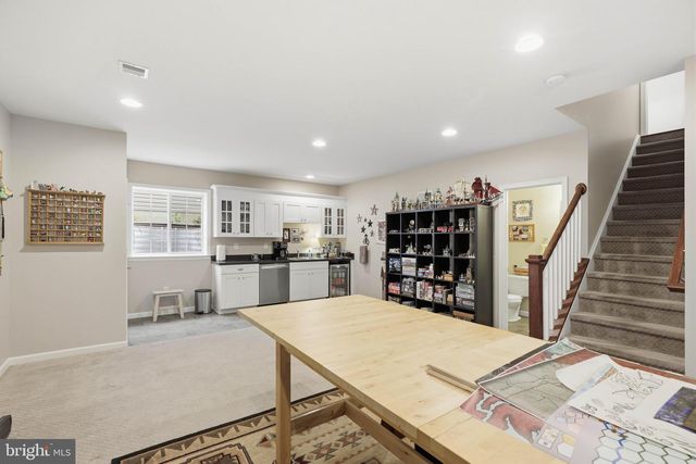 33 ALDERWOOD WAY, Lancaster, PA 17601