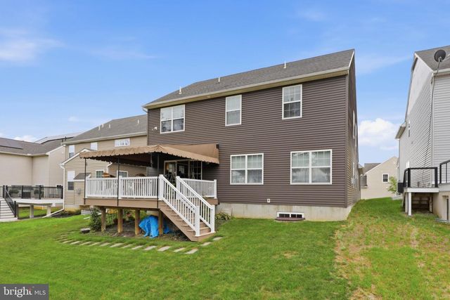 33 ALDERWOOD WAY, Lancaster, PA 17601