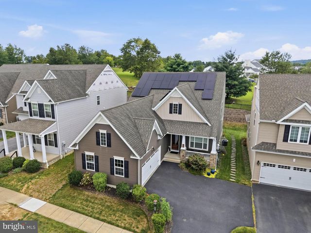 33 ALDERWOOD WAY, Lancaster, PA 17601