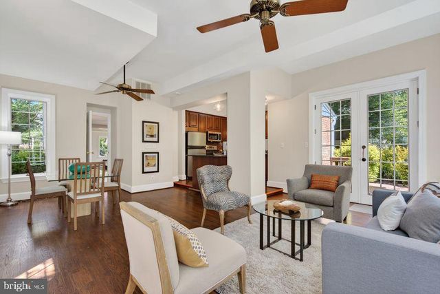 1521 N KENILWORTH ST, Arlington, VA 22205