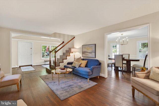 1521 N KENILWORTH ST, Arlington, VA 22205