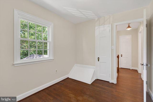 1521 N KENILWORTH ST, Arlington, VA 22205