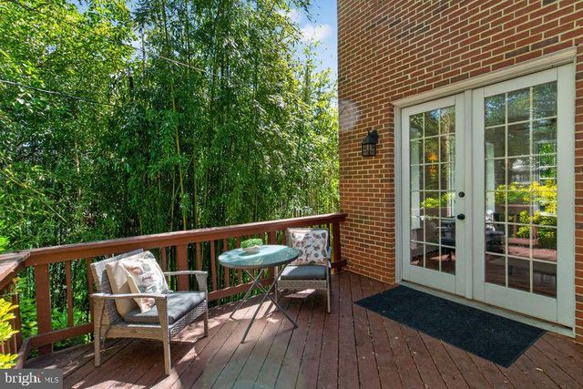 1521 N KENILWORTH ST, Arlington, VA 22205