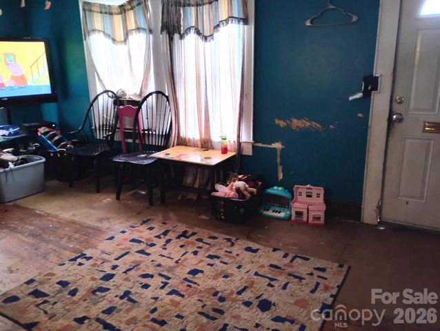 274 31st Street SW, Hickory, NC 28602