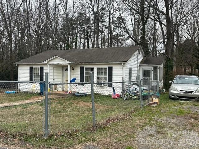 274 31st Street SW, Hickory, NC 28602