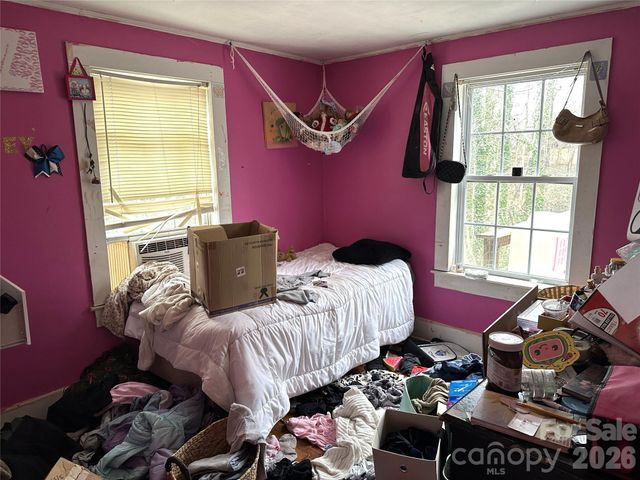 274 31st Street SW, Hickory, NC 28602