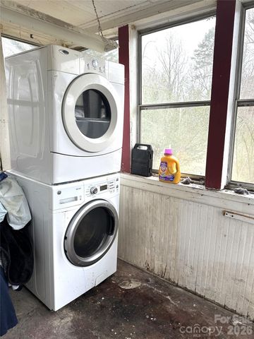 274 31st Street SW, Hickory, NC 28602