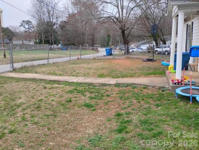 274 31st Street SW, Hickory, NC 28602