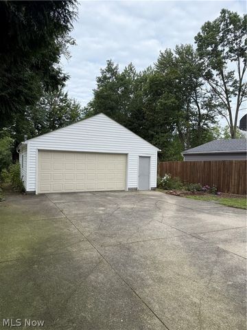 1514 8th Street, Cuyahoga Falls, OH 44221