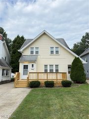 1514 8th Street, Cuyahoga Falls, OH 44221