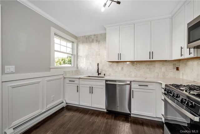 200 Main Street, Eastchester, NY 10709