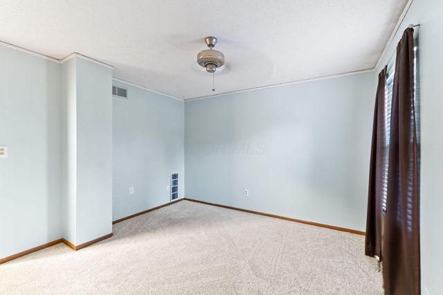 874 Charnwood Lane, 5D, Columbus, OH 43085