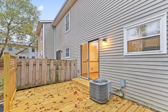 874 Charnwood Lane, 5D, Columbus, OH 43085