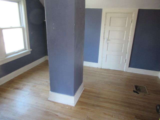 921 20th Avenue SE, Minneapolis, MN 55414