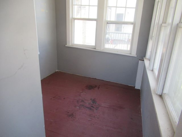 921 20th Avenue SE, Minneapolis, MN 55414