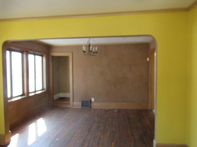 921 20th Avenue SE, Minneapolis, MN 55414